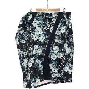 Torrid Front Slit Stretch Pencil Skirt Blue Black Floral Size 4X